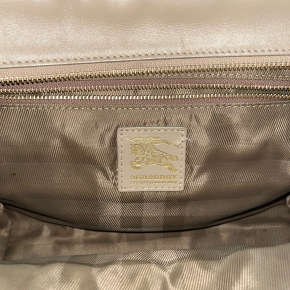 Burberry tote - Picture 5 of 5